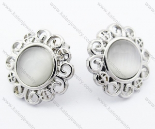 Stainless Steel Ear Stud / Ear Nail - KJE050897