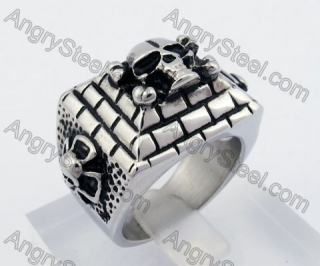 Skull Pyramid Ring KJR100018